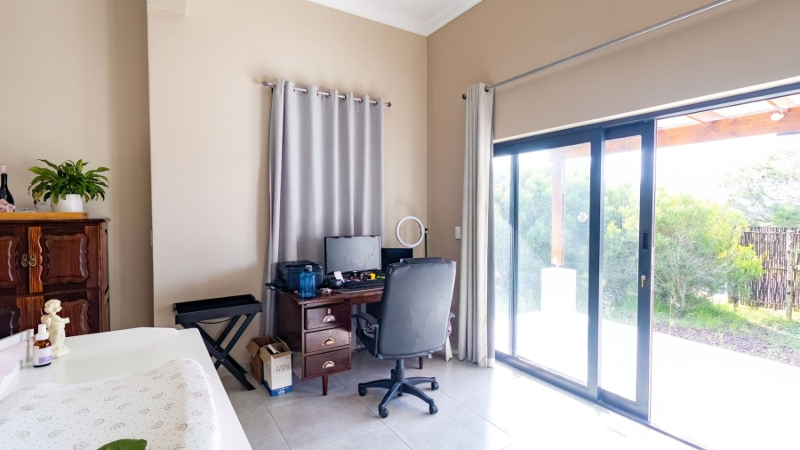 9 Bedroom Property for Sale in Long Acres Country Estate Western Cape
